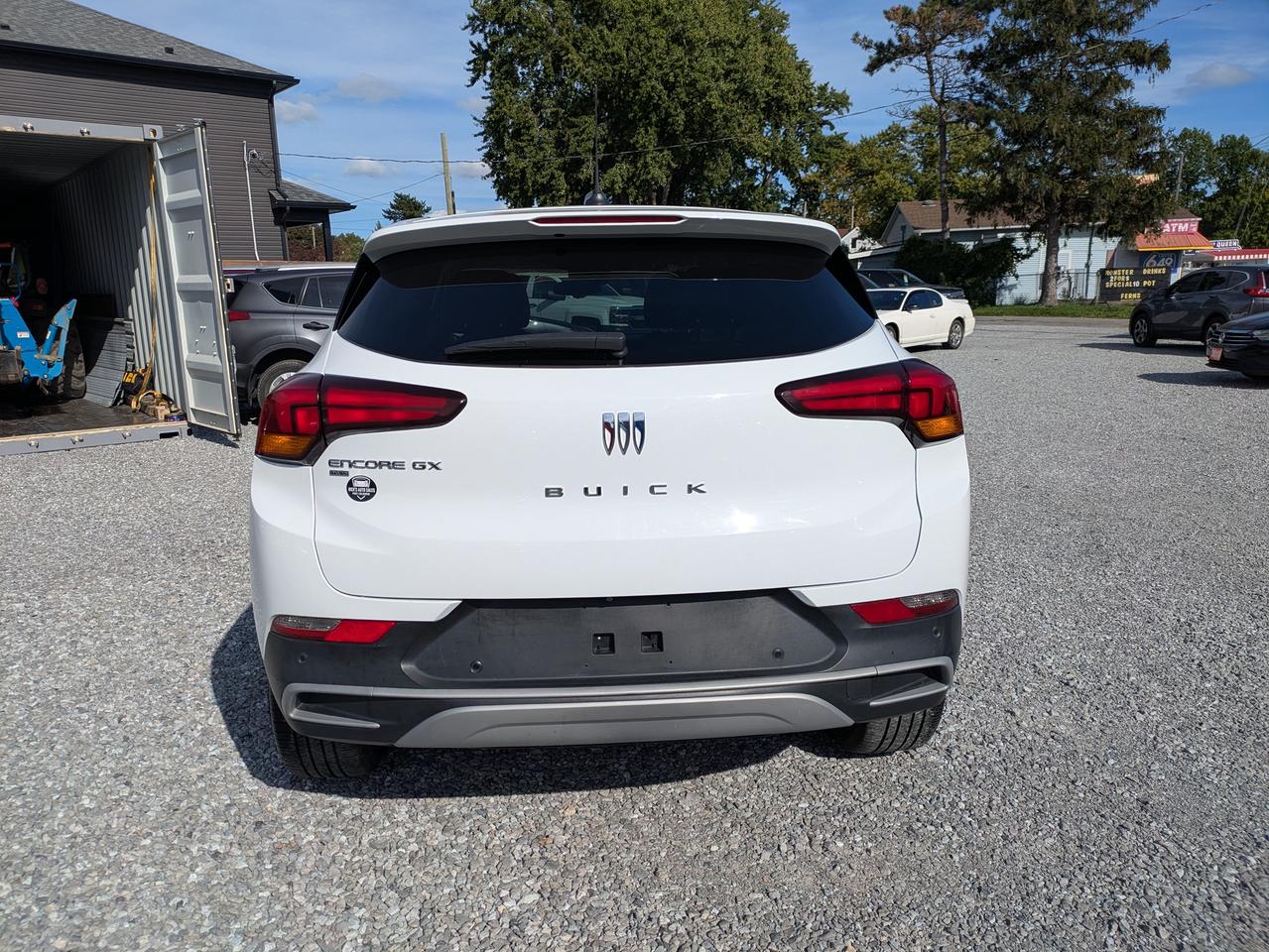 2024 Buick Encore GX AWD 4dr Preferred Photo3