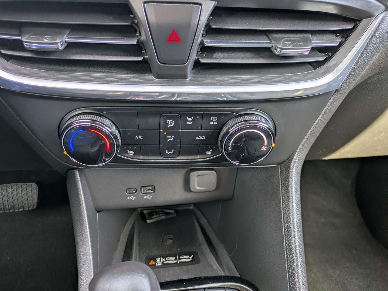 2024 Buick Encore GX AWD 4dr Preferred Photo