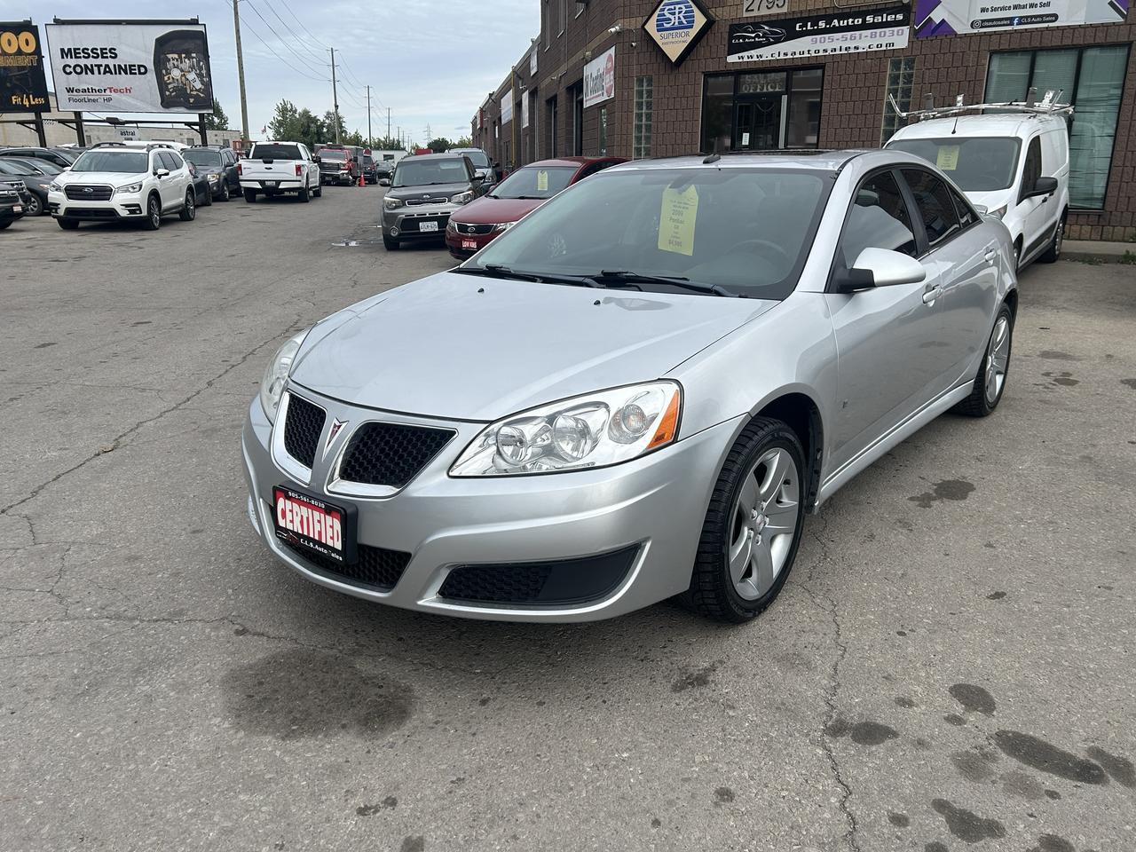 2009 Pontiac G6 SE - Photo #1