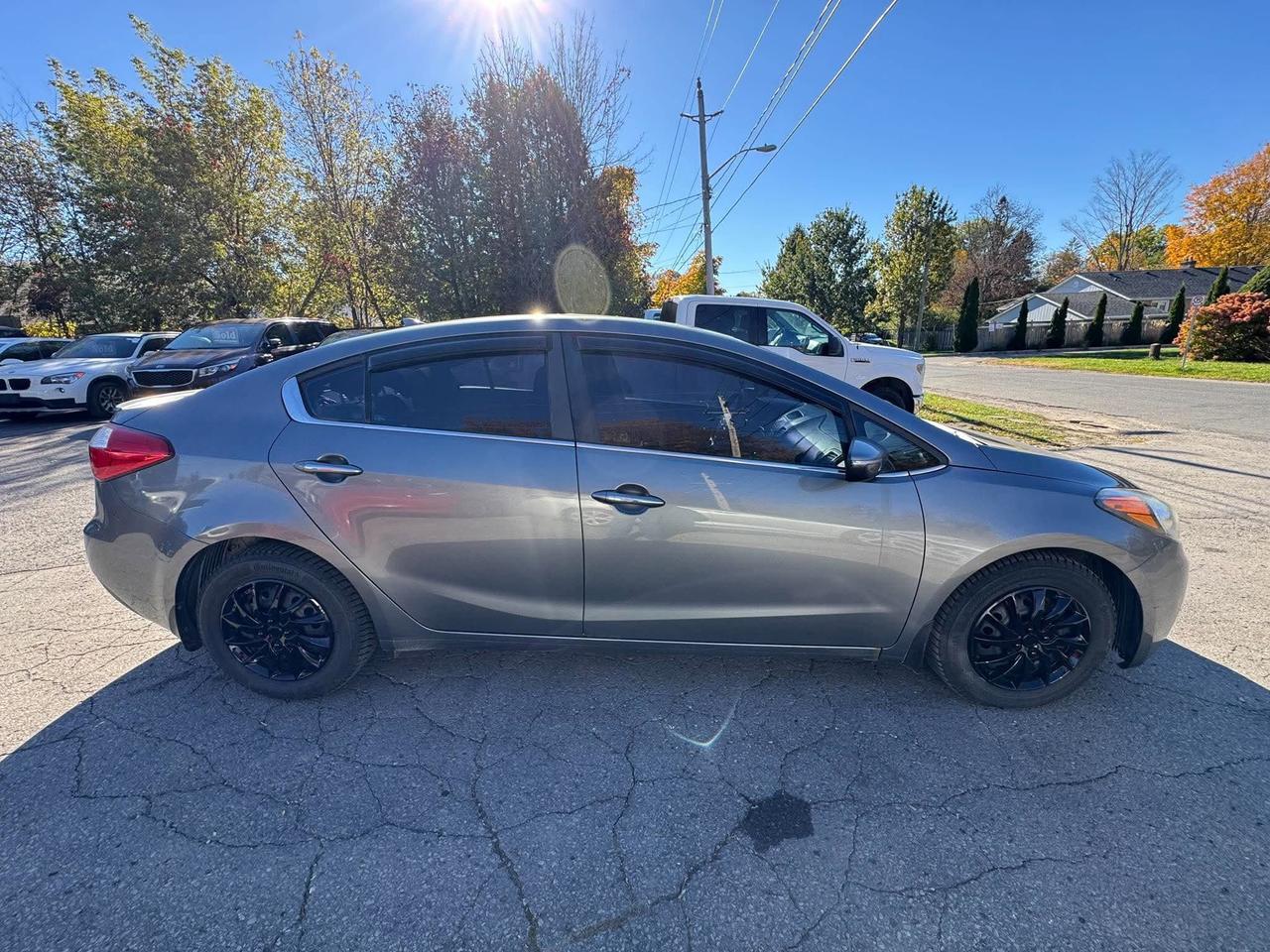 2016 Kia Forte 4dr Sdn Auto EX w/Sunroof Photo