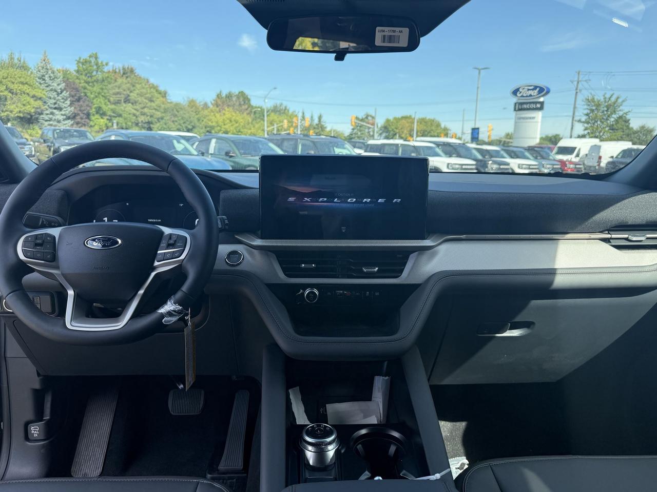 2027 Ford Explorer ACTIVE, ADAPTIVE CRUISE, REMOTE START, TOW PKG Photo