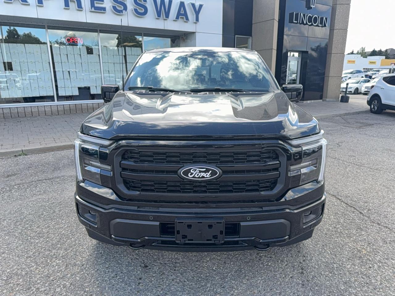 2026 Ford F-150 LARIAT, MOONROOF, BLACK PKG, BED UTILITY PKG Photo1