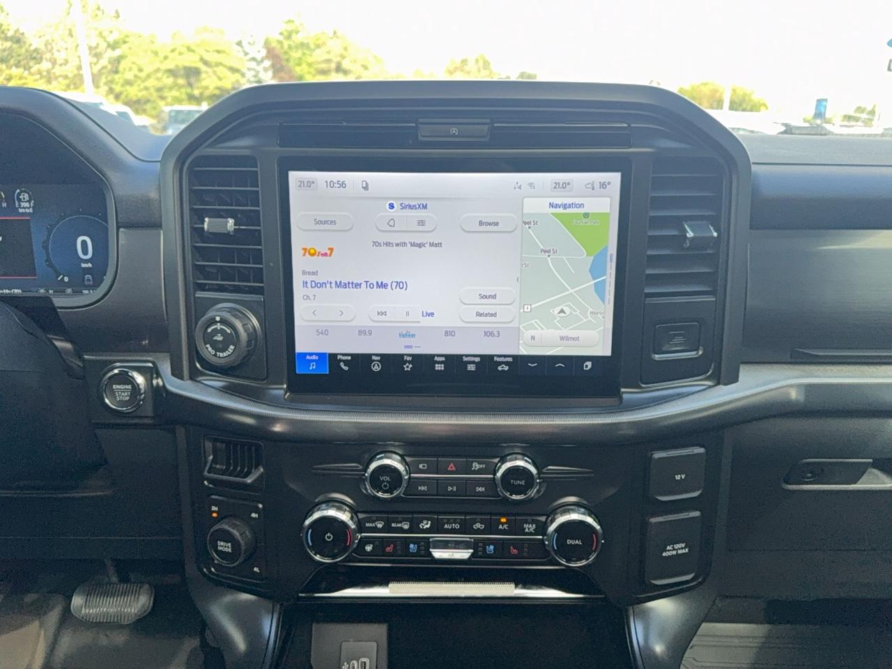 2026 Ford F-150 LARIAT, MOONROOF, BLACK PKG, BED UTILITY PKG Photo