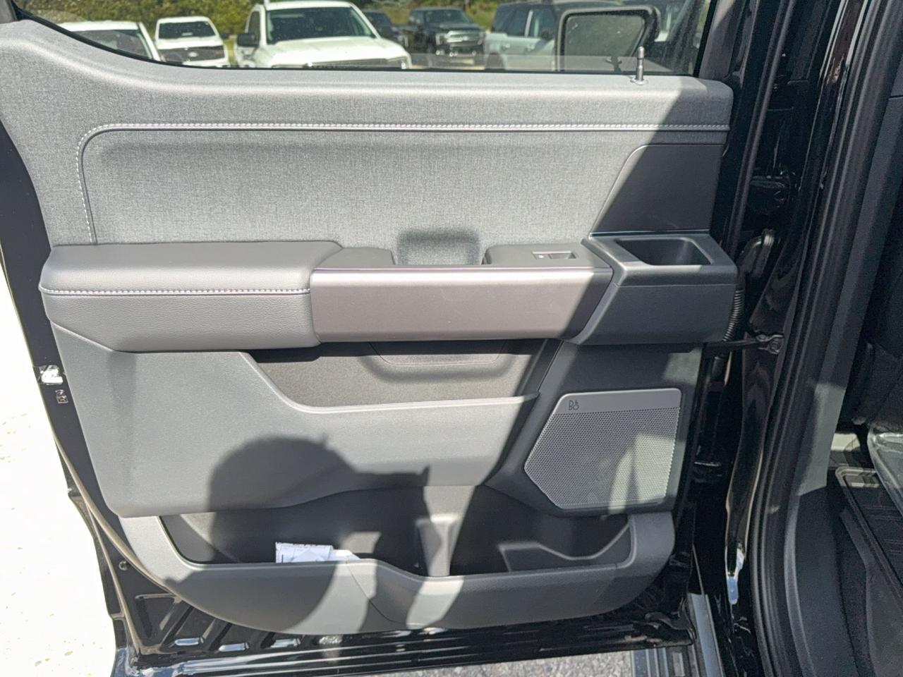 2026 Ford F-150 LARIAT, MOONROOF, BLACK PKG, BED UTILITY PKG Photo