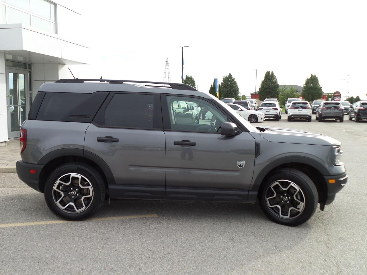 2021 Ford Bronco BIG BEND! 1.5L ECOBOOST! GREAT ON FUEL! COPILOT! Photo3