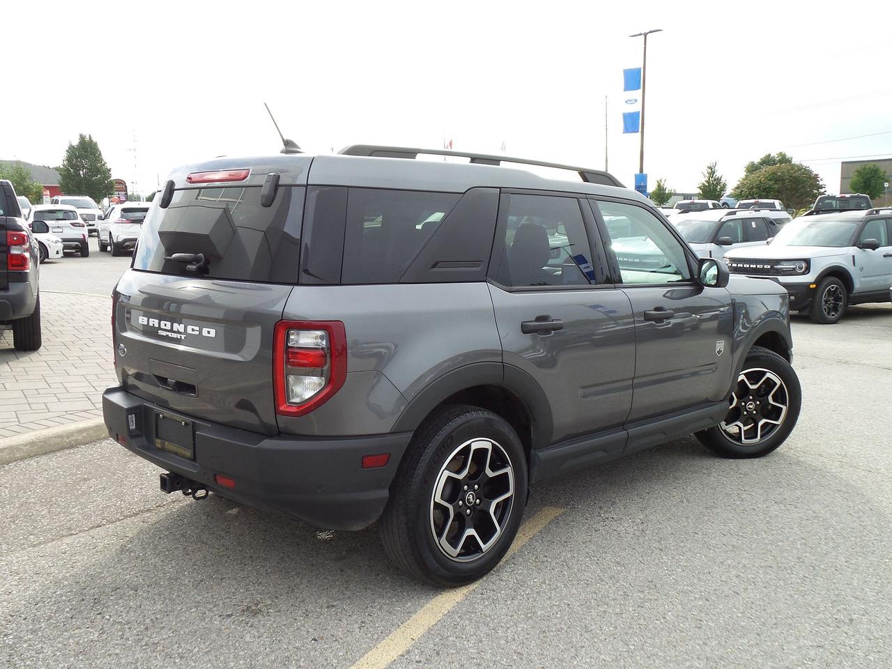 2021 Ford Bronco BIG BEND! 1.5L ECOBOOST! GREAT ON FUEL! COPILOT! Photo4
