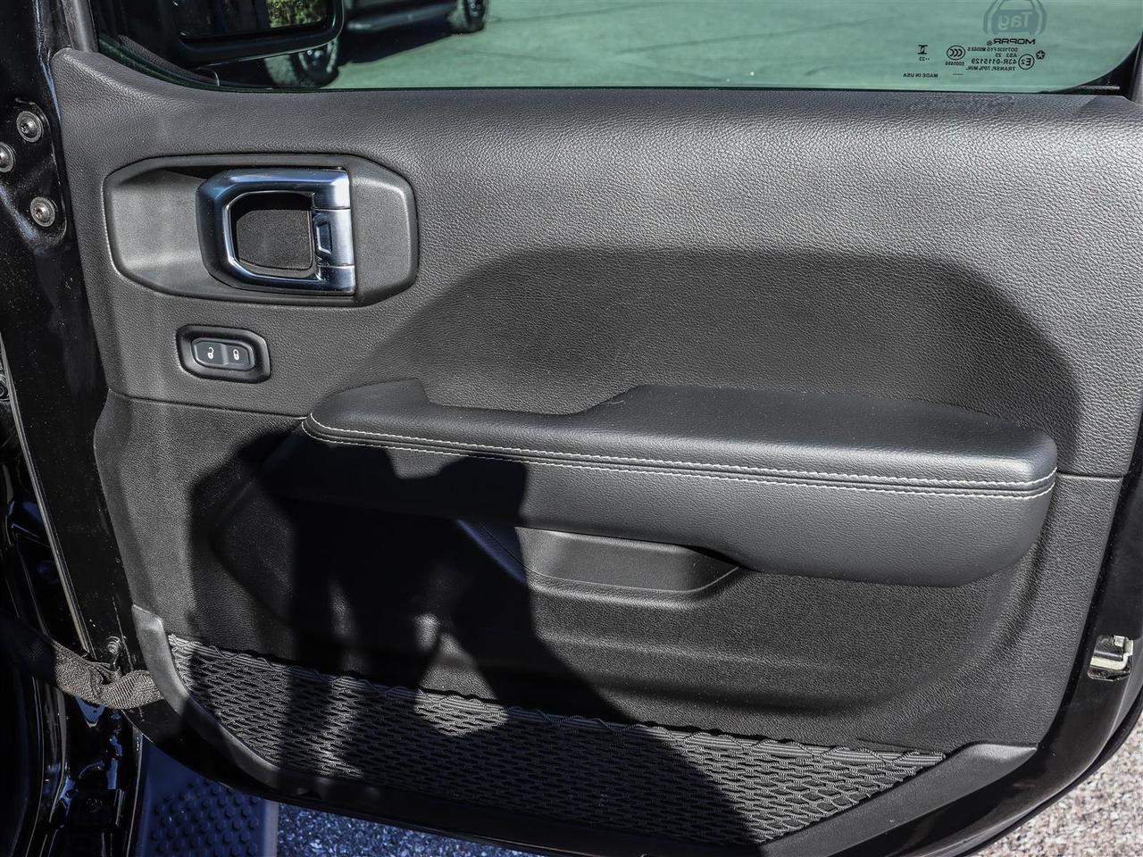 2023 Jeep Wrangler Unlimited Sahara 4XE Photo