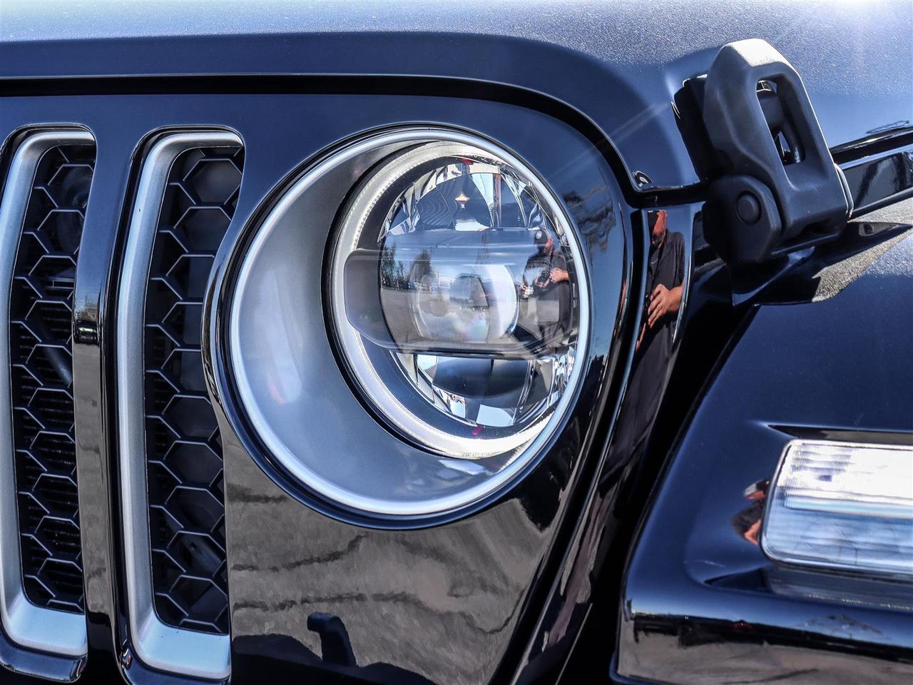 2023 Jeep Wrangler Unlimited Sahara 4XE Photo