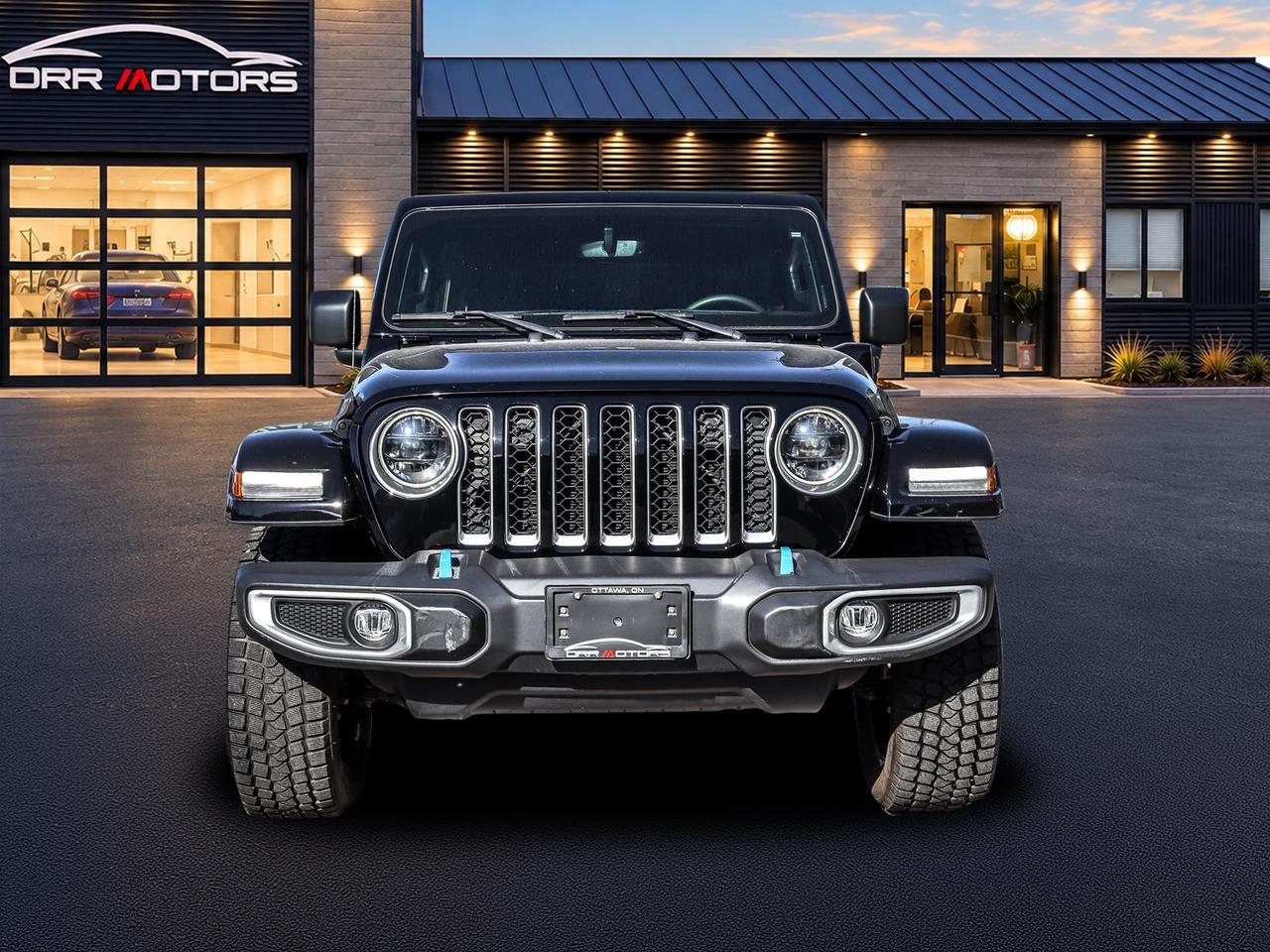2023 Jeep Wrangler Unlimited Sahara 4XE Photo5