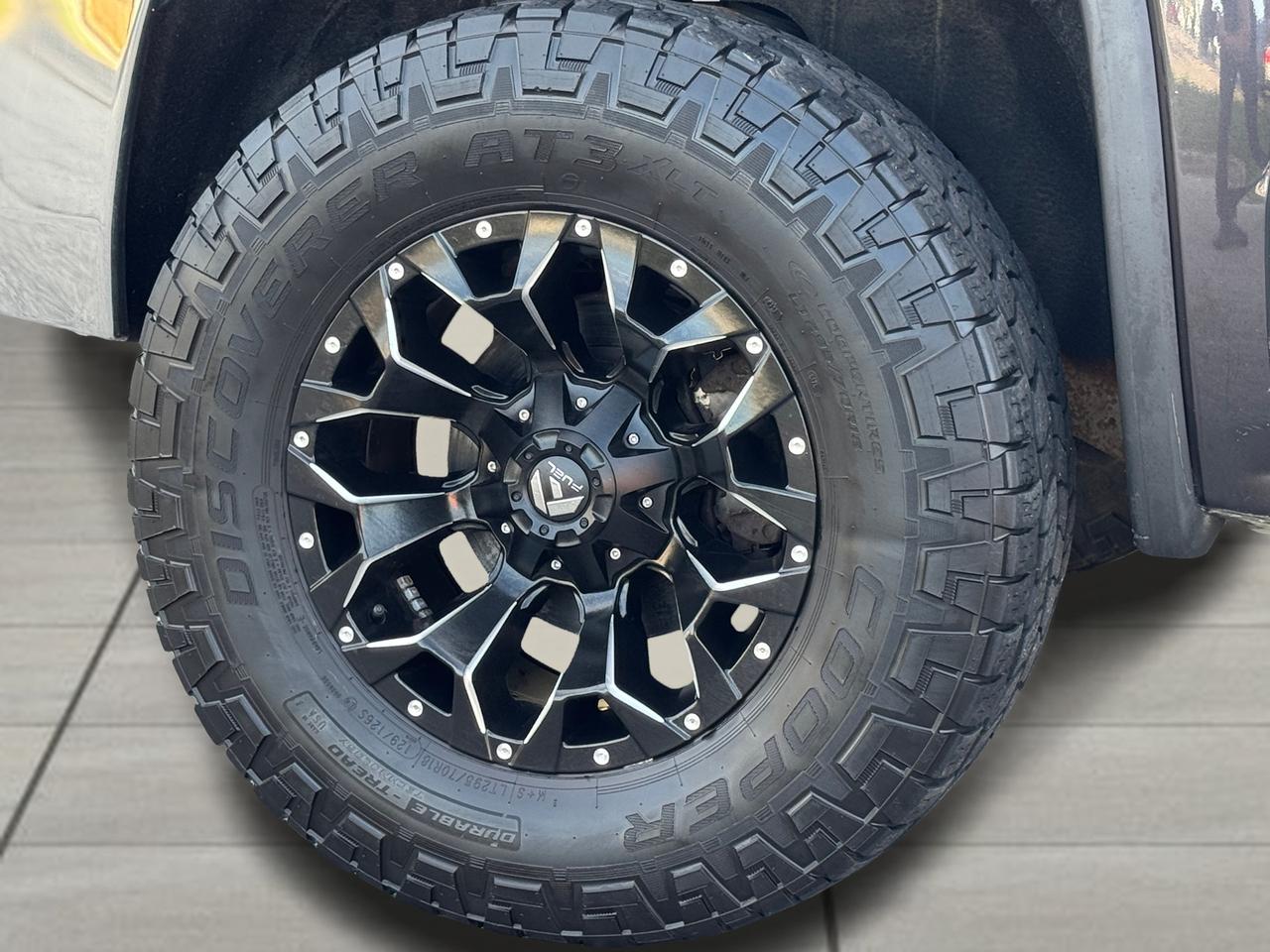 2016 GMC Sierra 1500 4WD CREW 5.3L V8 4x4 SLE+CLEAN CARFAX Photo