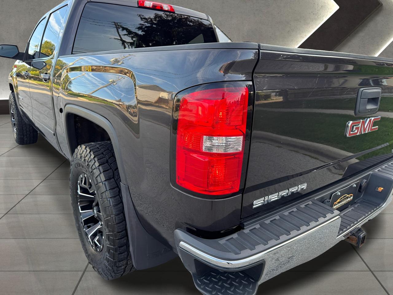 2016 GMC Sierra 1500 4WD CREW 5.3L V8 4x4 SLE+CLEAN CARFAX Photo