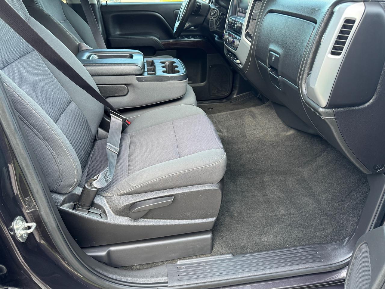 2016 GMC Sierra 1500 4WD CREW 5.3L V8 4x4 SLE+CLEAN CARFAX Photo