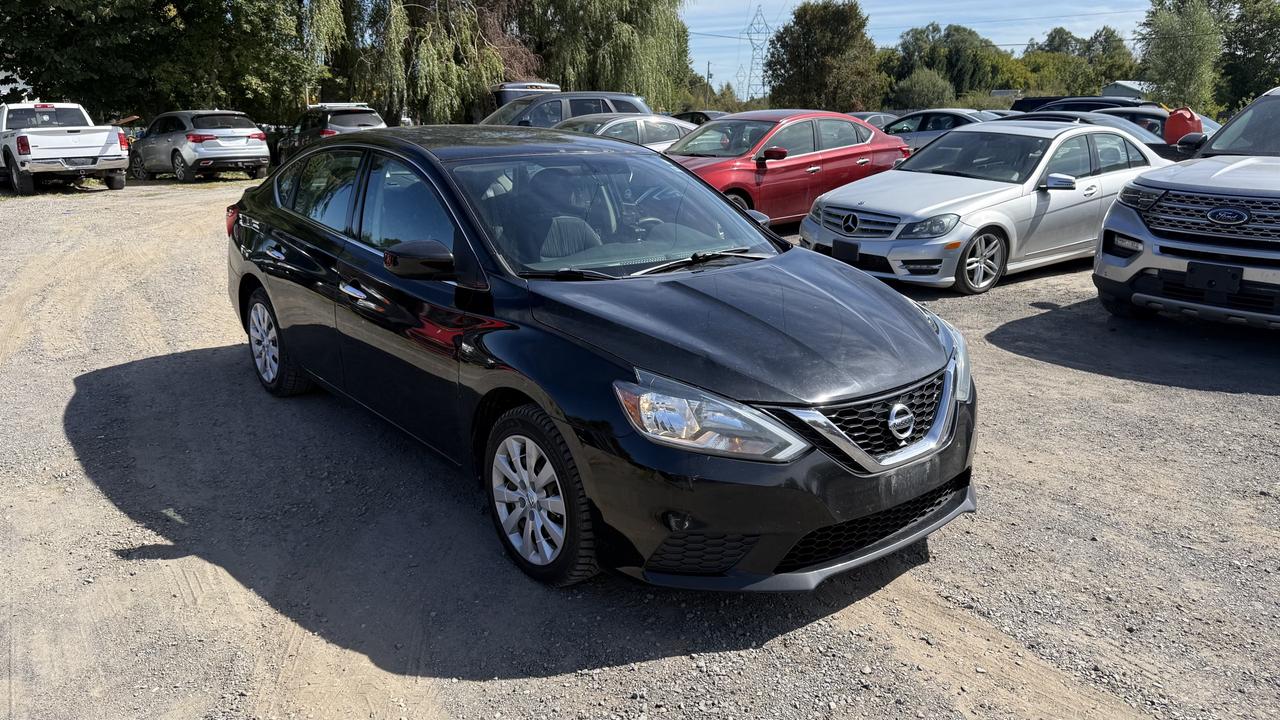 2017 Nissan Sentra SV Photo