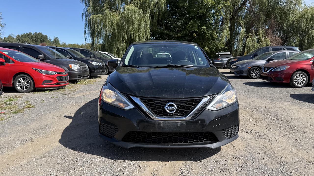 2017 Nissan Sentra SV Photo