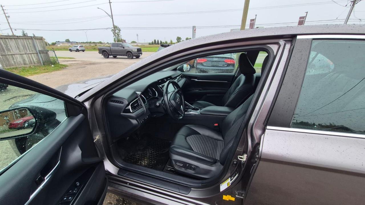 2020 Toyota Camry SE, WELL MAINTAINED, 4 CYLINDER, CERTIFIED Photo