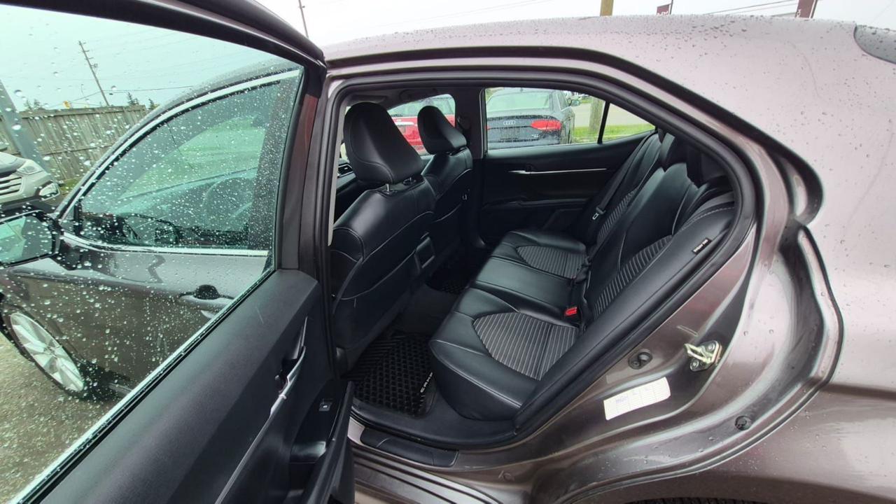 2020 Toyota Camry SE, WELL MAINTAINED, 4 CYLINDER, CERTIFIED Photo