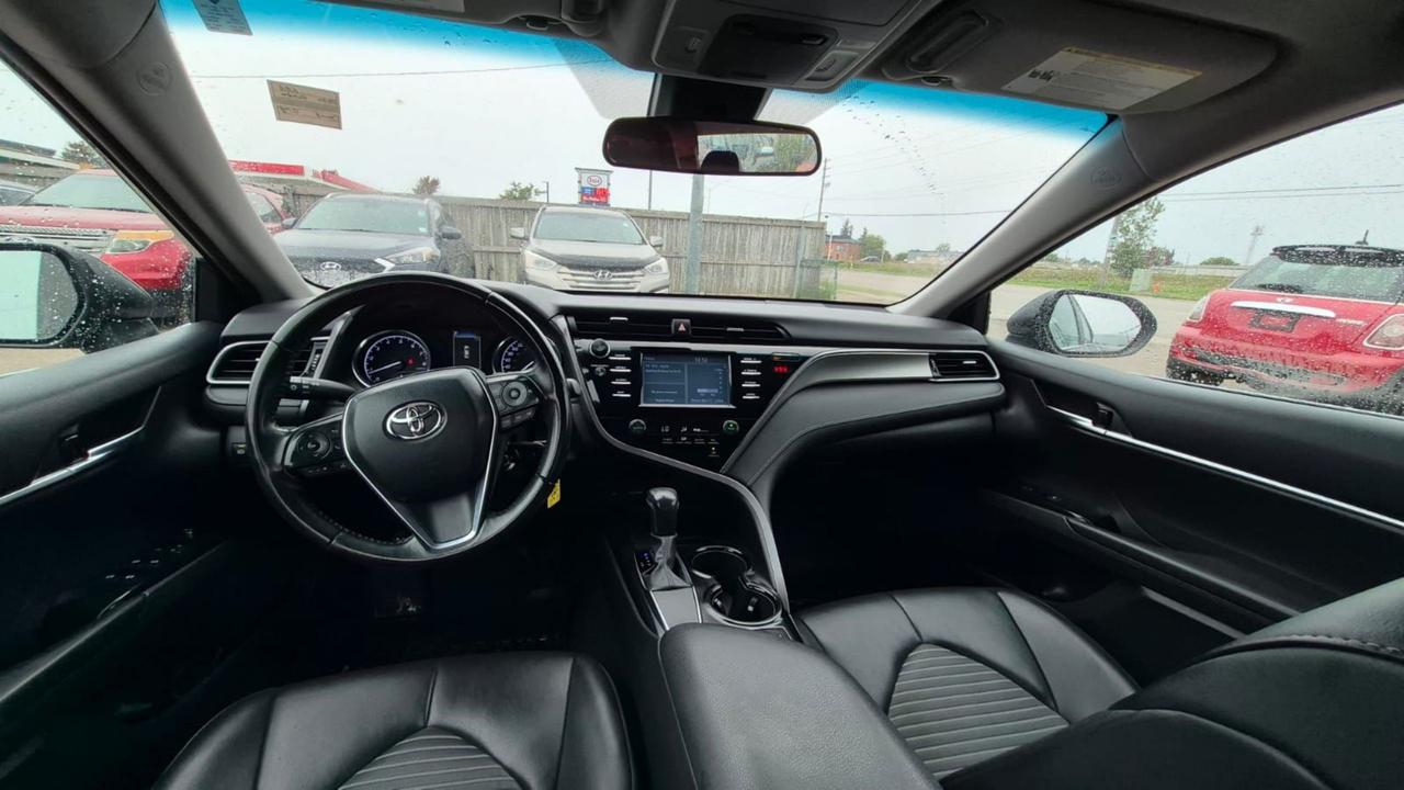 2020 Toyota Camry SE, WELL MAINTAINED, 4 CYLINDER, CERTIFIED Photo