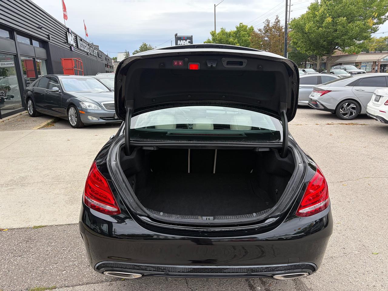 2018 Mercedes-Benz C-Class C 300 Photo