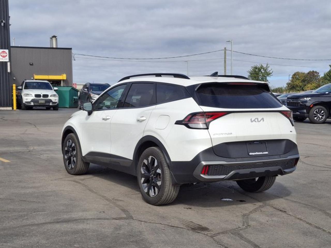 2023 Kia Sportage X-Line Limited | Pano Roof | Quilted Leather | Heated + Ventilated Seats | Heated Steering & More ! Photo