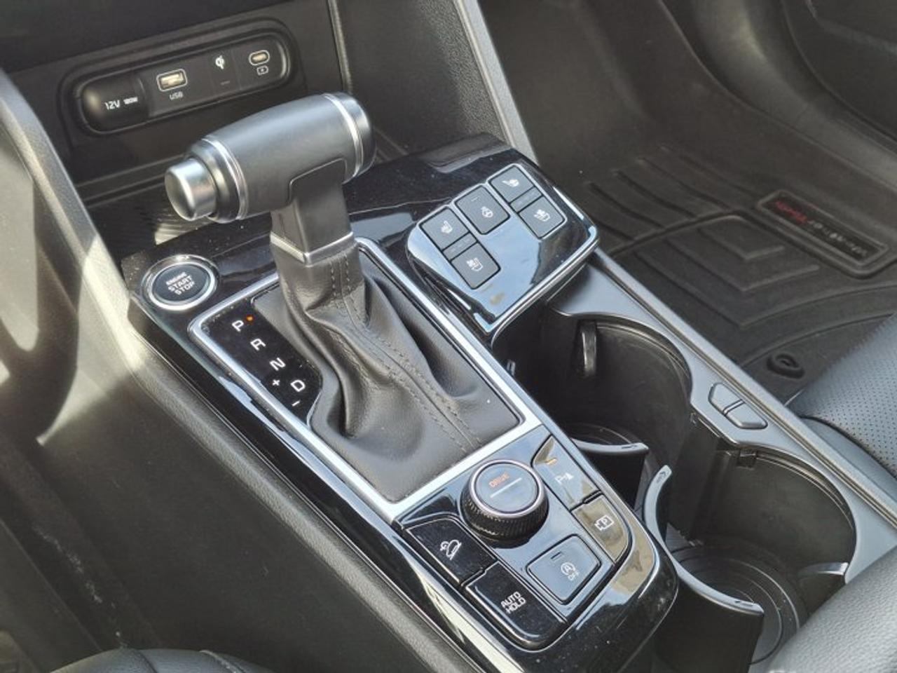 2023 Kia Sportage X-Line Limited | Pano Roof | Quilted Leather | Heated + Ventilated Seats | Heated Steering & More ! Photo