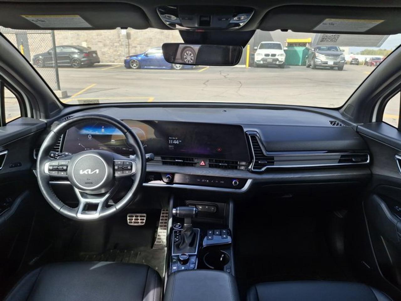 2023 Kia Sportage X-Line Limited | Pano Roof | Quilted Leather | Heated + Ventilated Seats | Heated Steering & More ! Photo