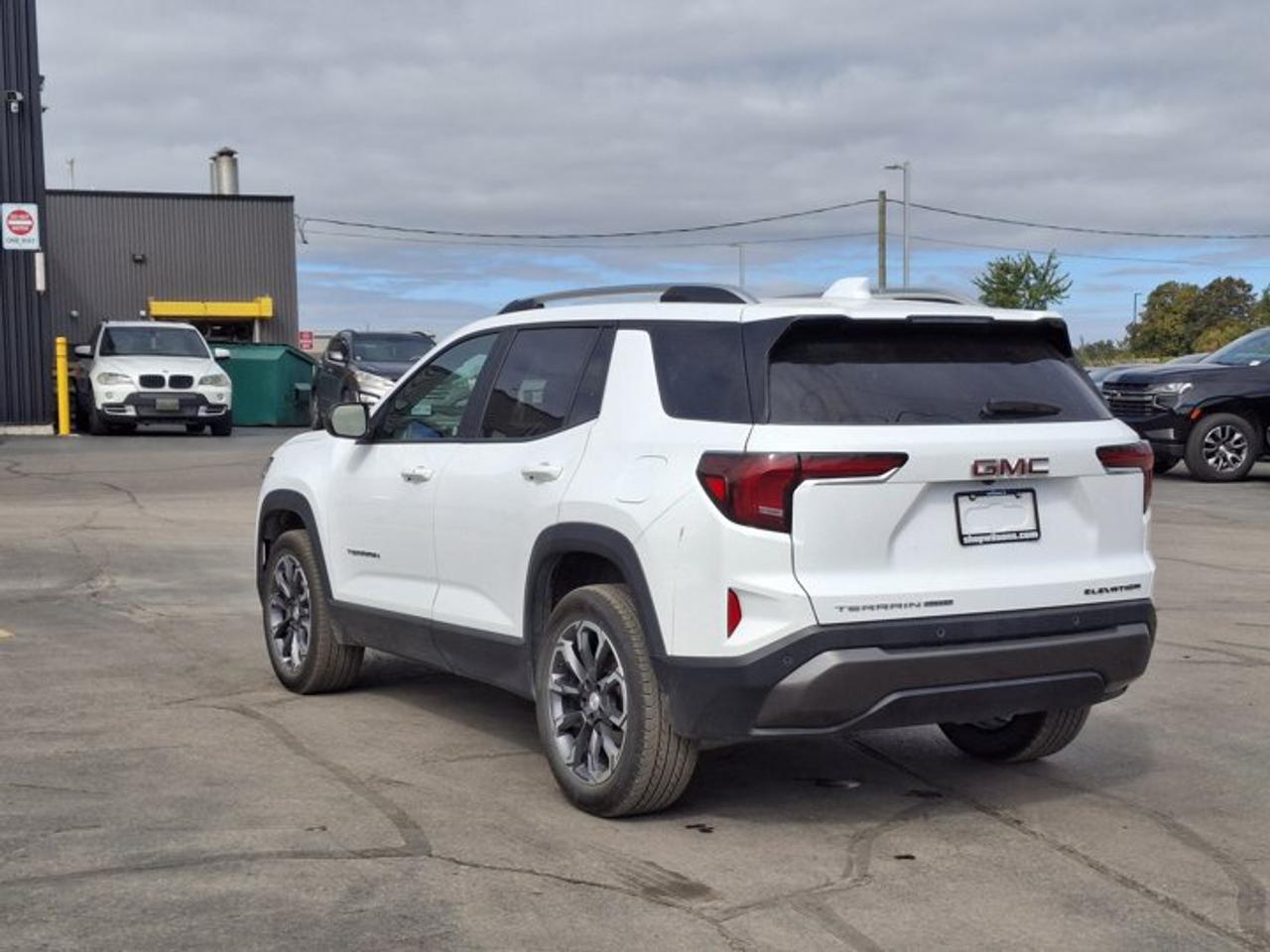 2026 GMC Terrain AWD Elevation | Leather | Heated Seats + Steering | Adaptive Cruise | Power Liftgate | and More ! Photo2