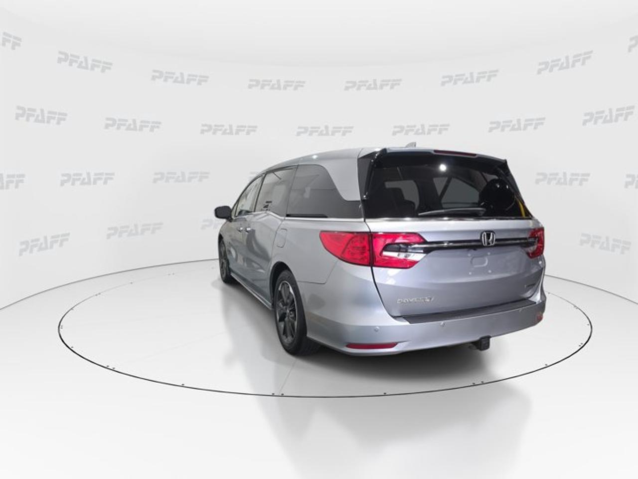2022 Honda Odyssey Touring Photo
