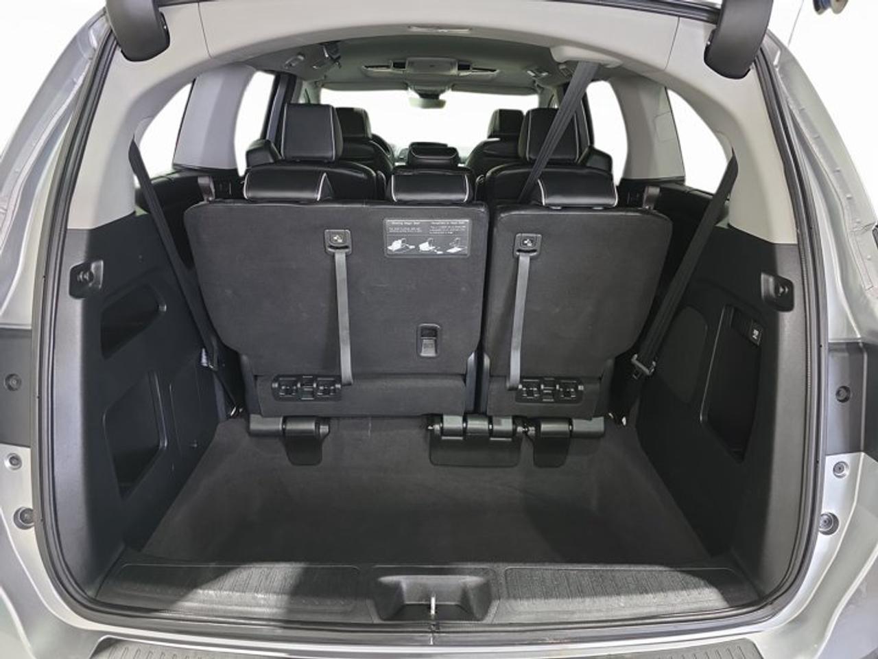 2022 Honda Odyssey Touring Photo