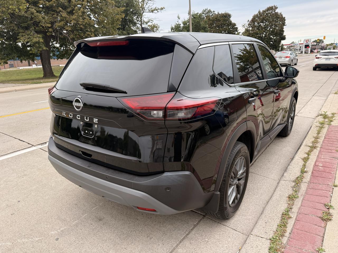 2022 Nissan Rogue FWD S Photo