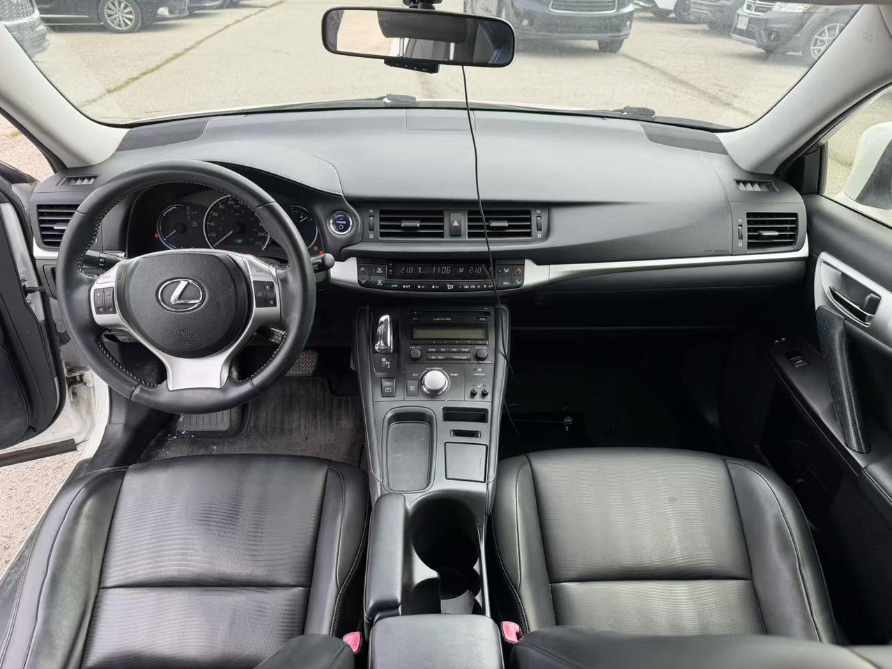 2013 Lexus CT 200h FWD 4dr Hybrid Photo