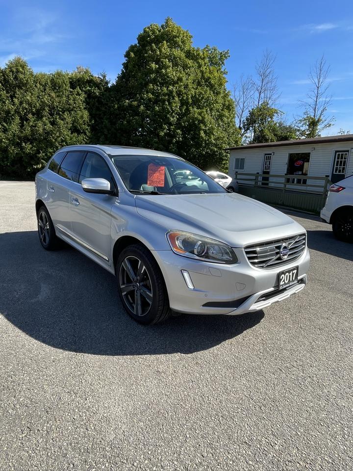 2017 Volvo XC60 T5 Special Edition Premier Photo