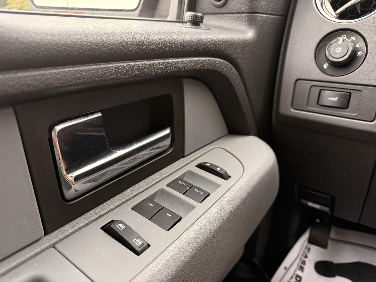 2013 Ford F-150 XLT Photo