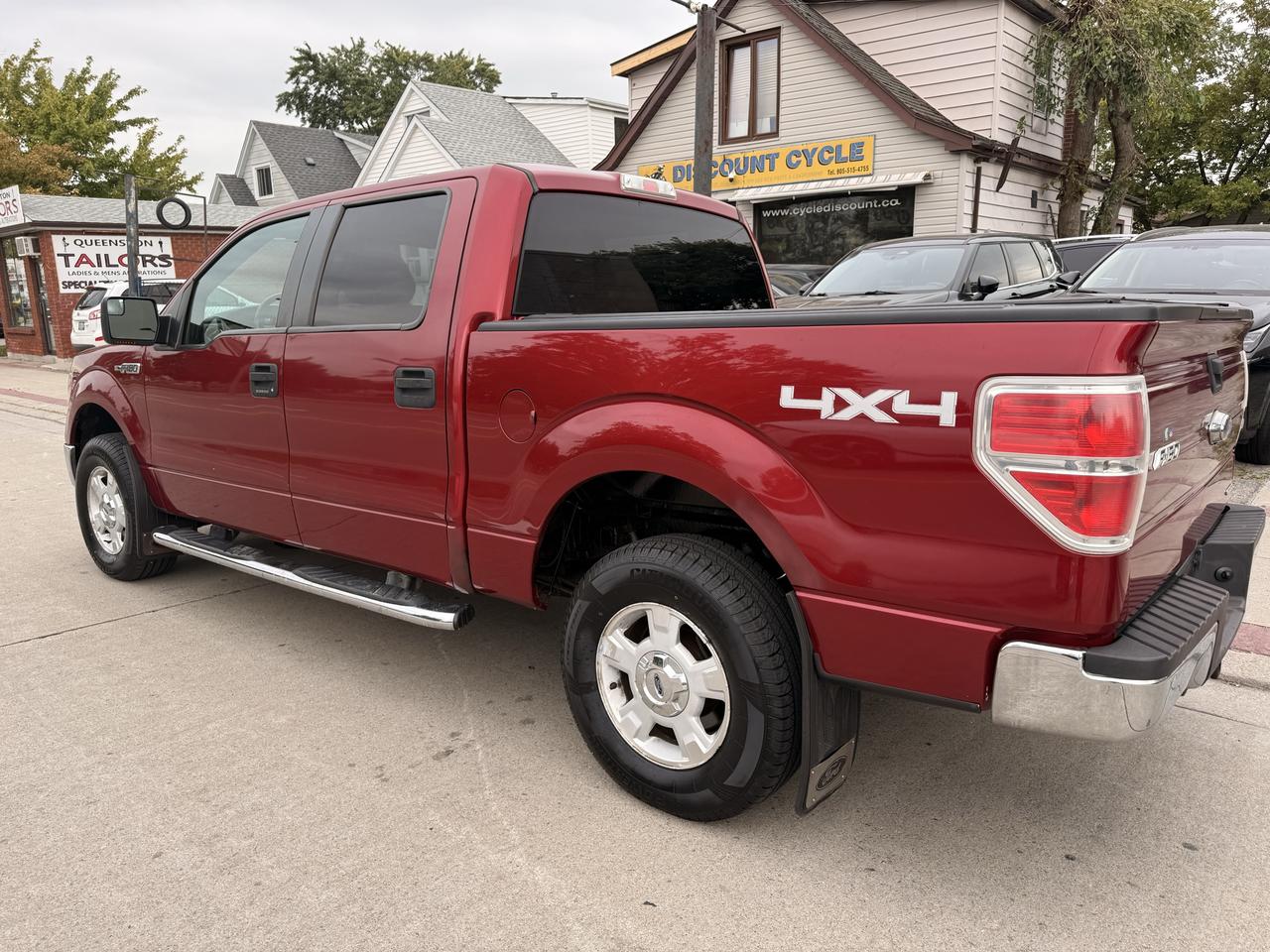 2013 Ford F-150 XLT Photo