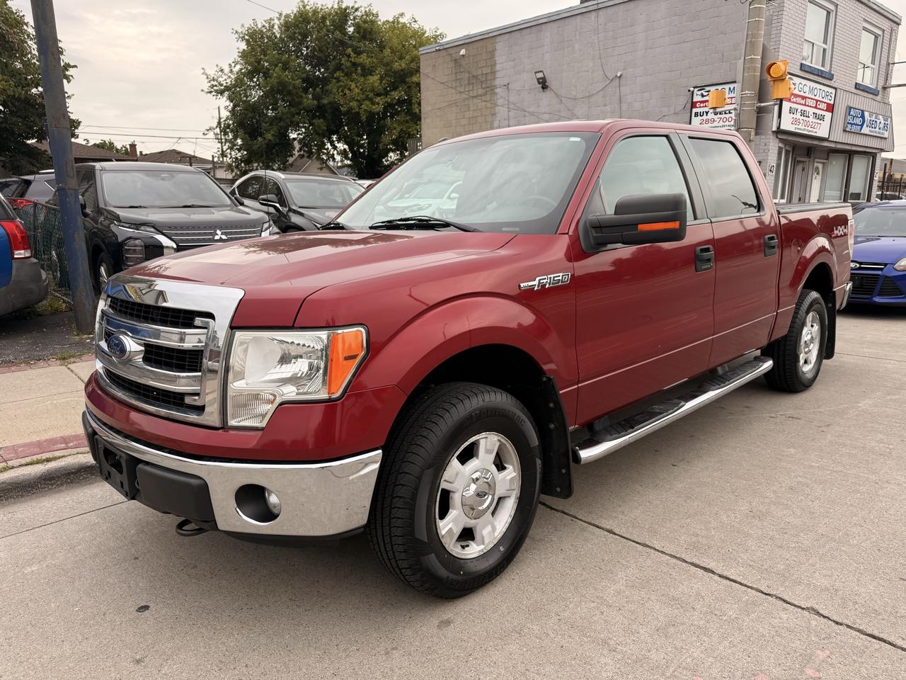 2013 Ford F-150 XLT Photo5