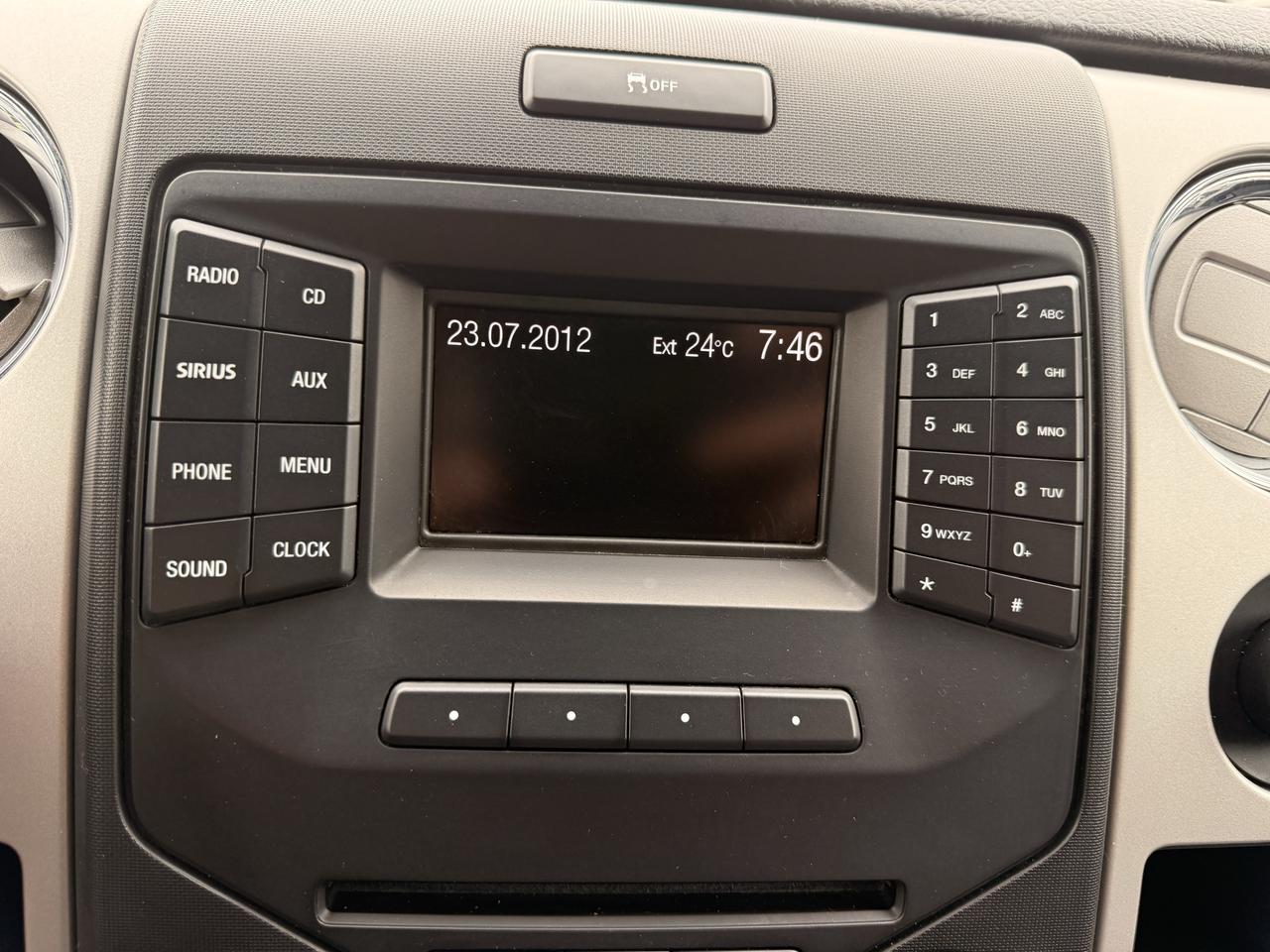 2013 Ford F-150 XLT Photo
