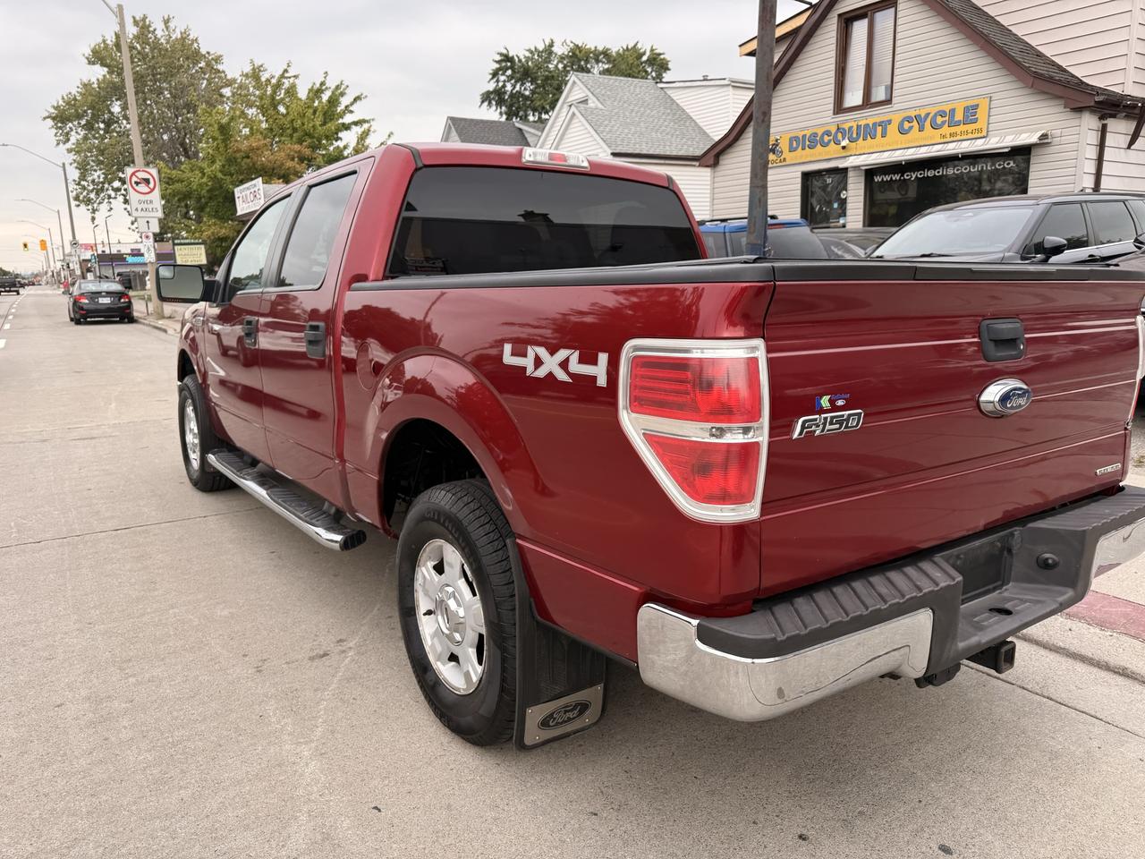 2013 Ford F-150 XLT Photo