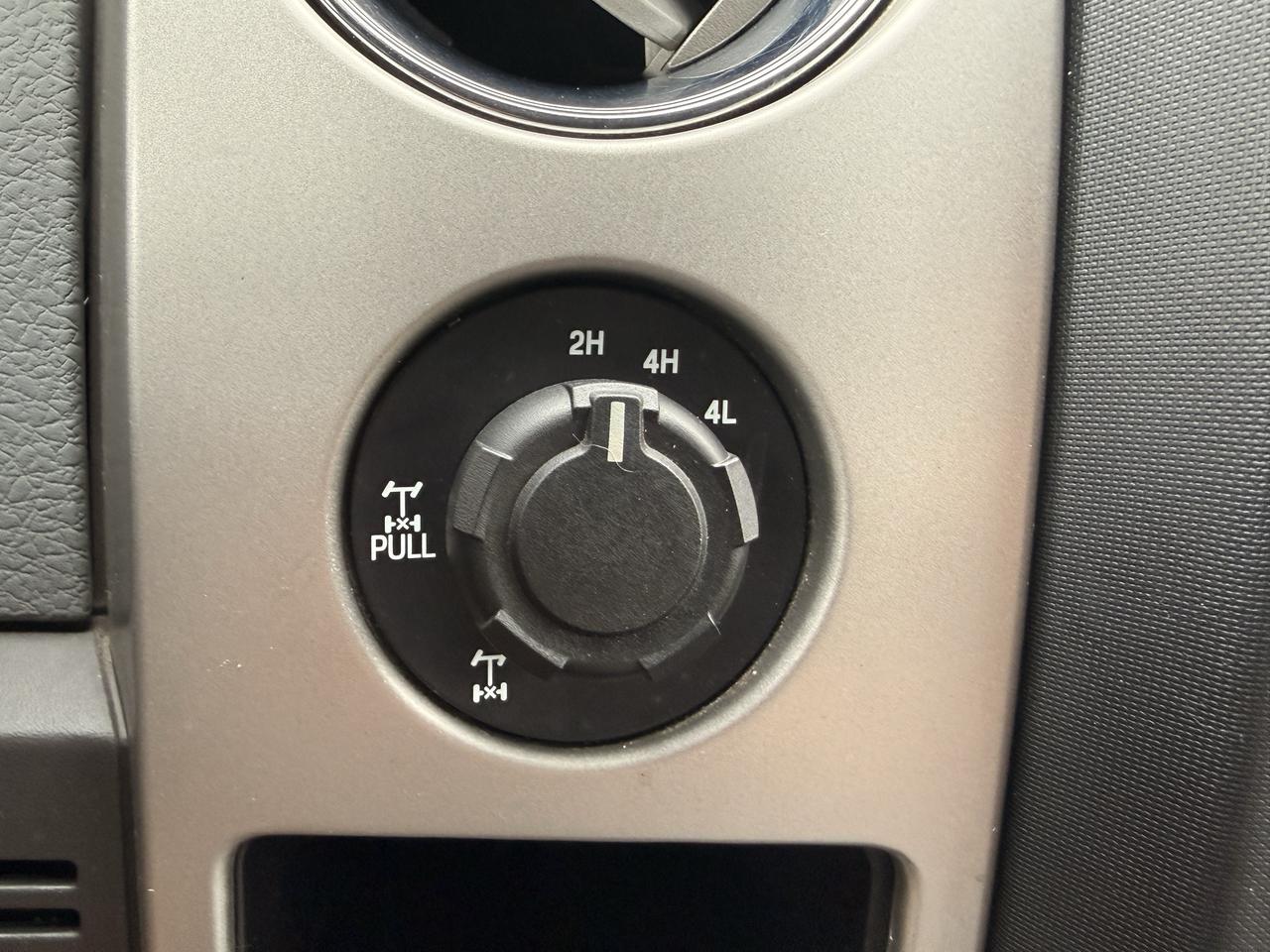2013 Ford F-150 XLT Photo