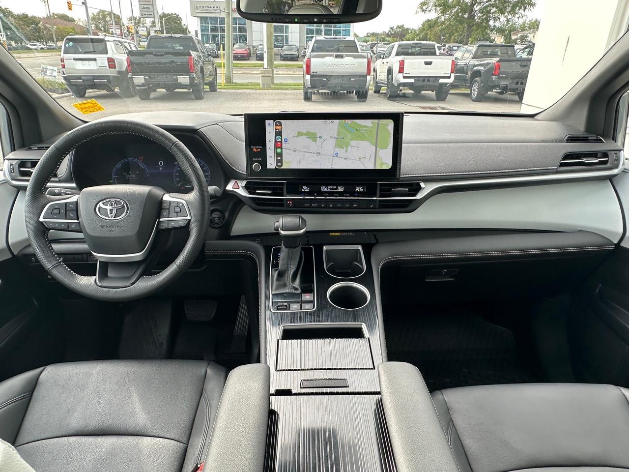 2025 Toyota Sienna XSE 7-Passenger XSE AWD! Photo
