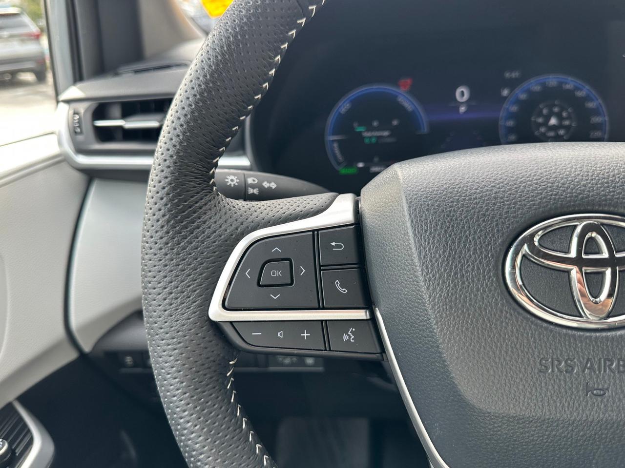 2025 Toyota Sienna XSE 7-Passenger XSE AWD! Photo