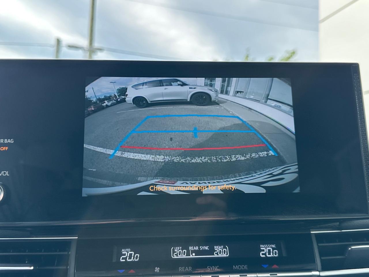 2025 Toyota Sienna XSE 7-Passenger XSE AWD! Photo