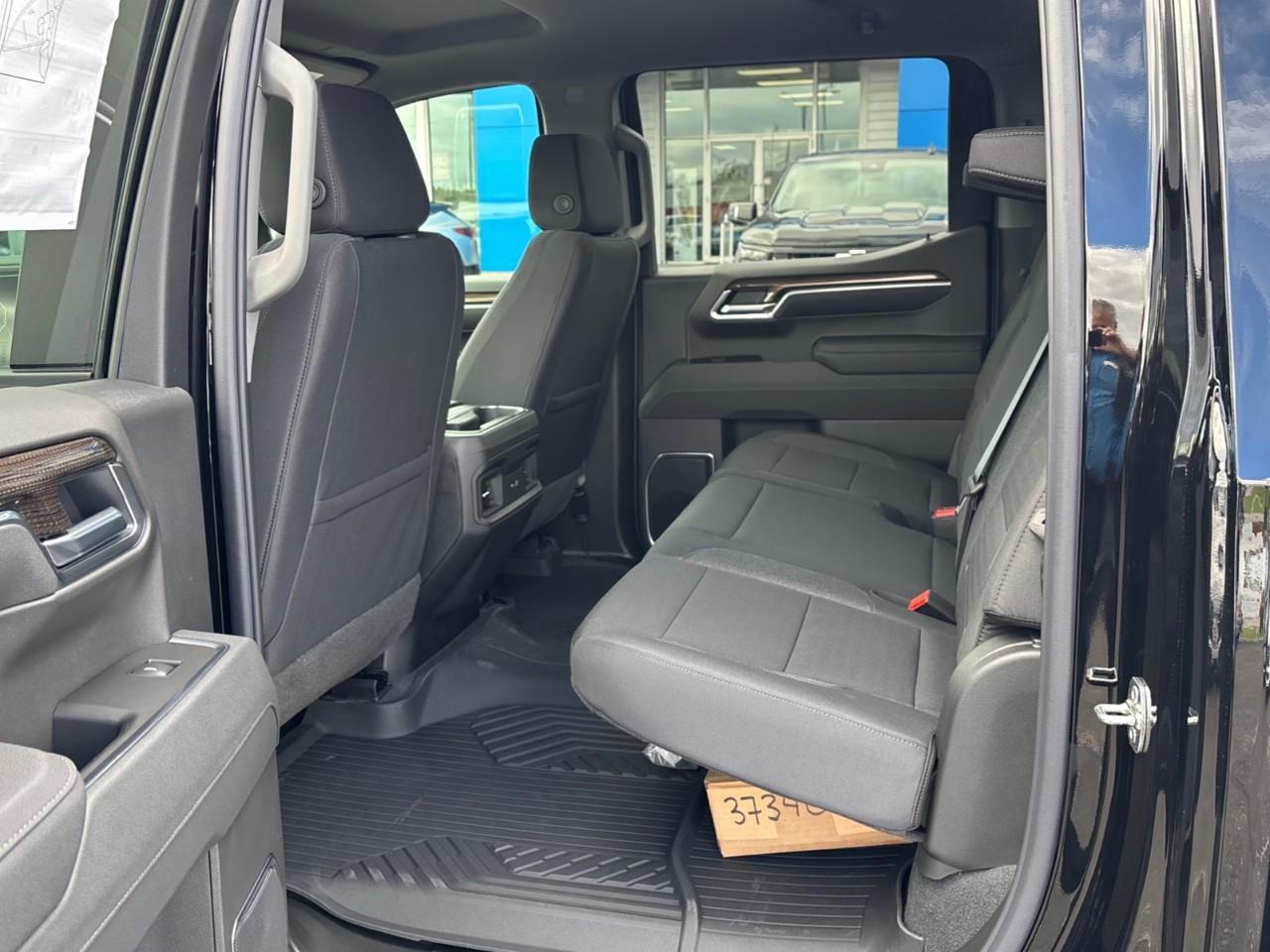 2026 Chevrolet Silverado 1500 LT New 5 Passenger V8 Crew Cab 4X4 Truck with Heated Front Seats, Heated Steering Wheel and a 13.4 Diagonal Touchscreen Radio with Wireless Apple CarPlay, Wireless Android Auto, Wireless Phone Charging a Photo
