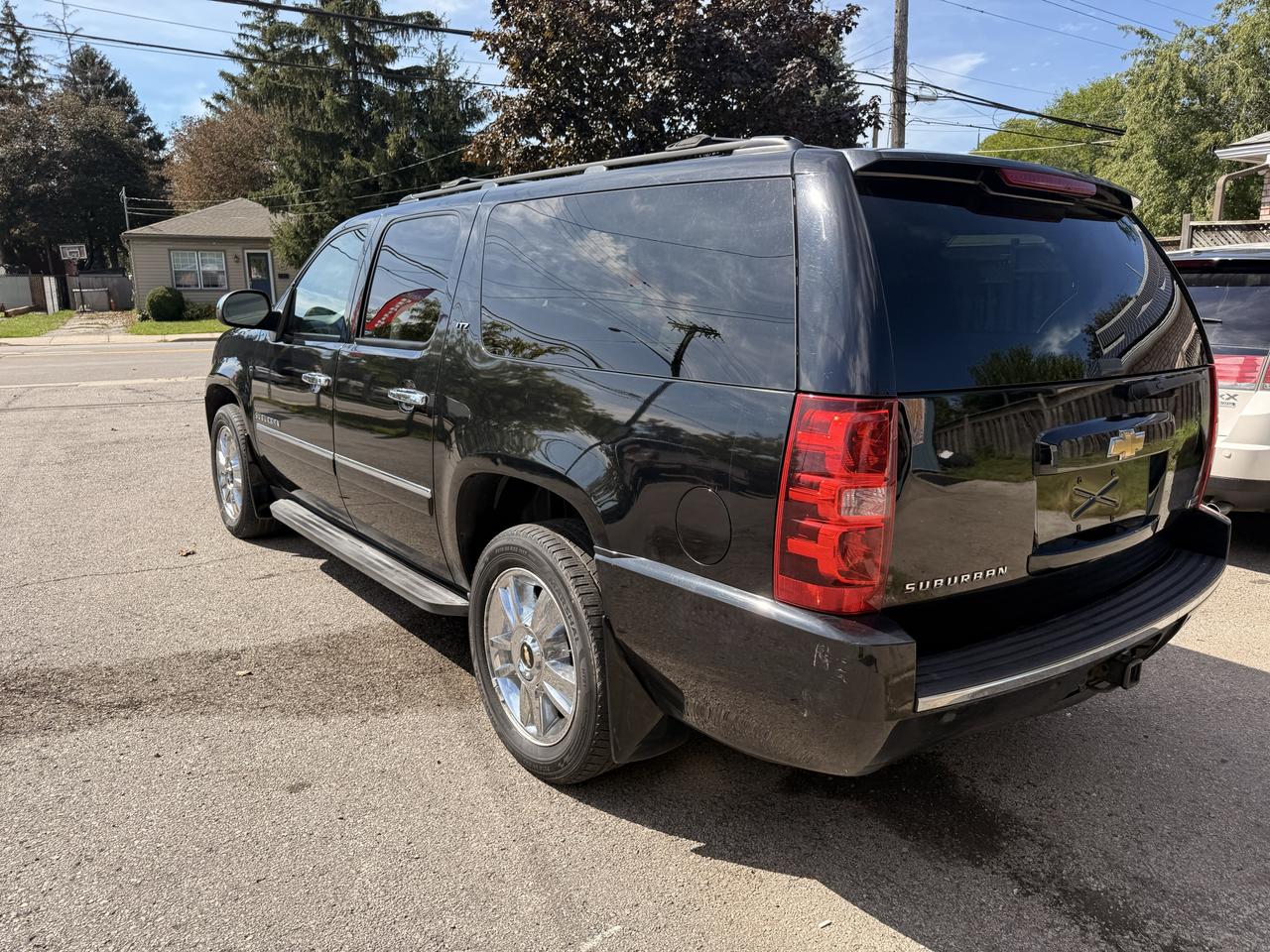 2010 Chevrolet Suburban 4WD 4dr 1500 LTZ Photo