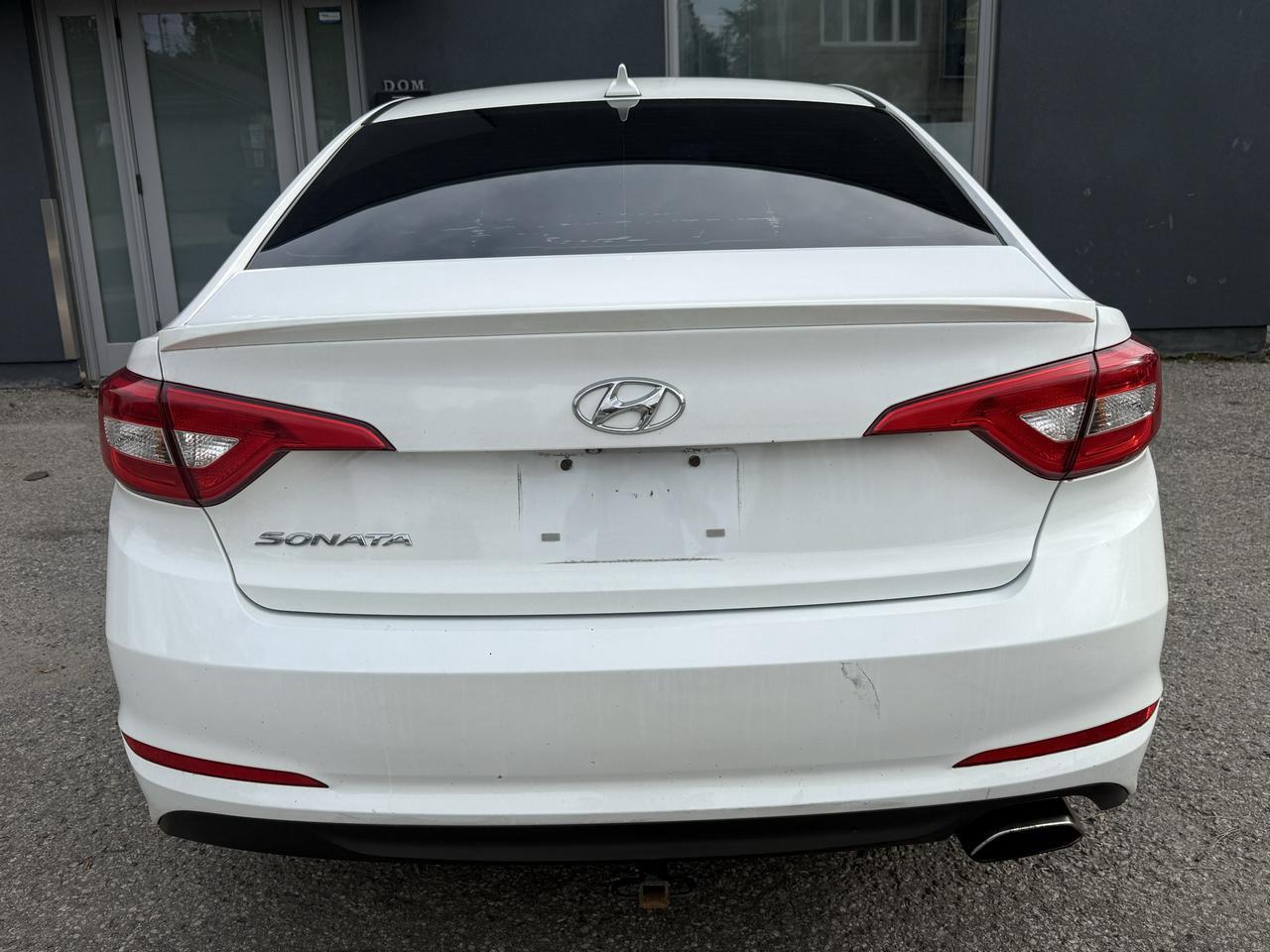 2016 Hyundai Sonata 2.4L GL Photo