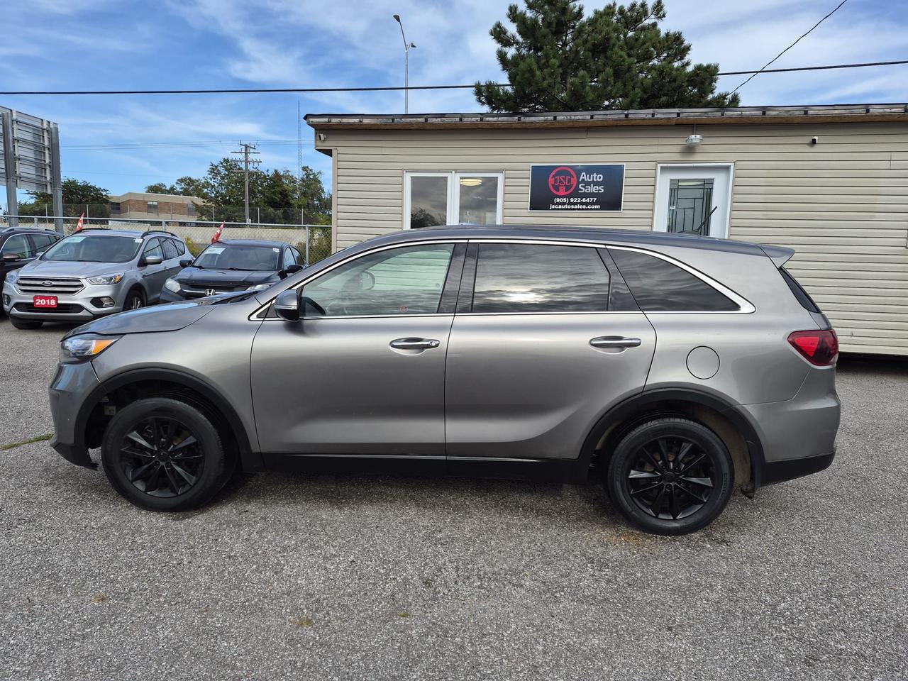 2019 Kia Sorento LX FWD Photo5