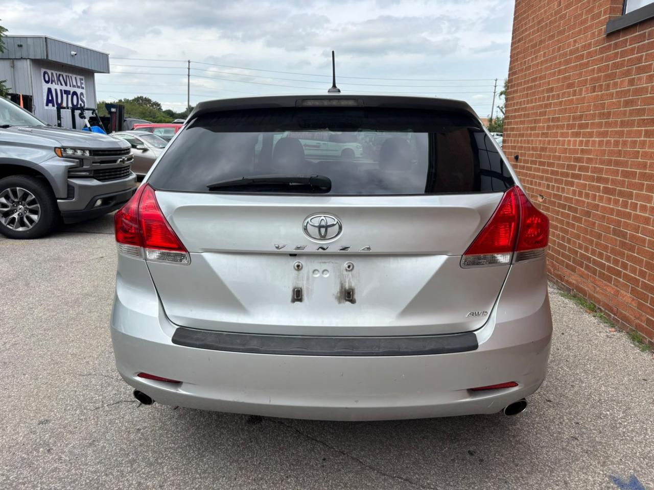 2011 Toyota Venza 4DR WGN V6 AWD Photo2