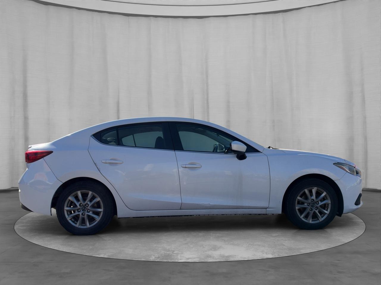 2014 Mazda MAZDA3 4DR SDN MAN GS-SKY Photo