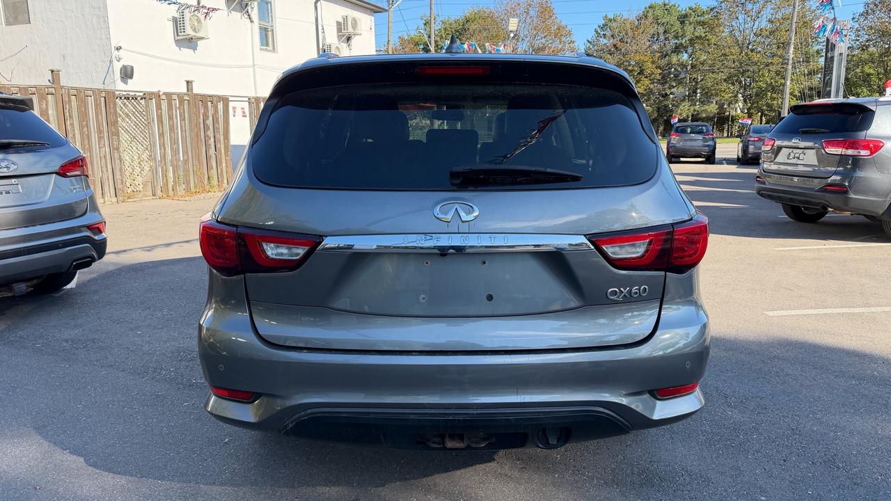 2018 Infiniti QX60 AWD Photo3