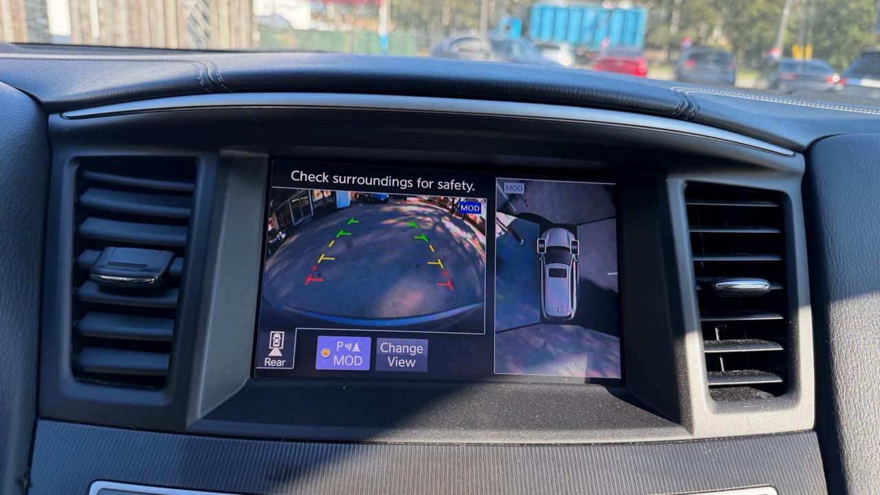 2018 Infiniti QX60 AWD Photo