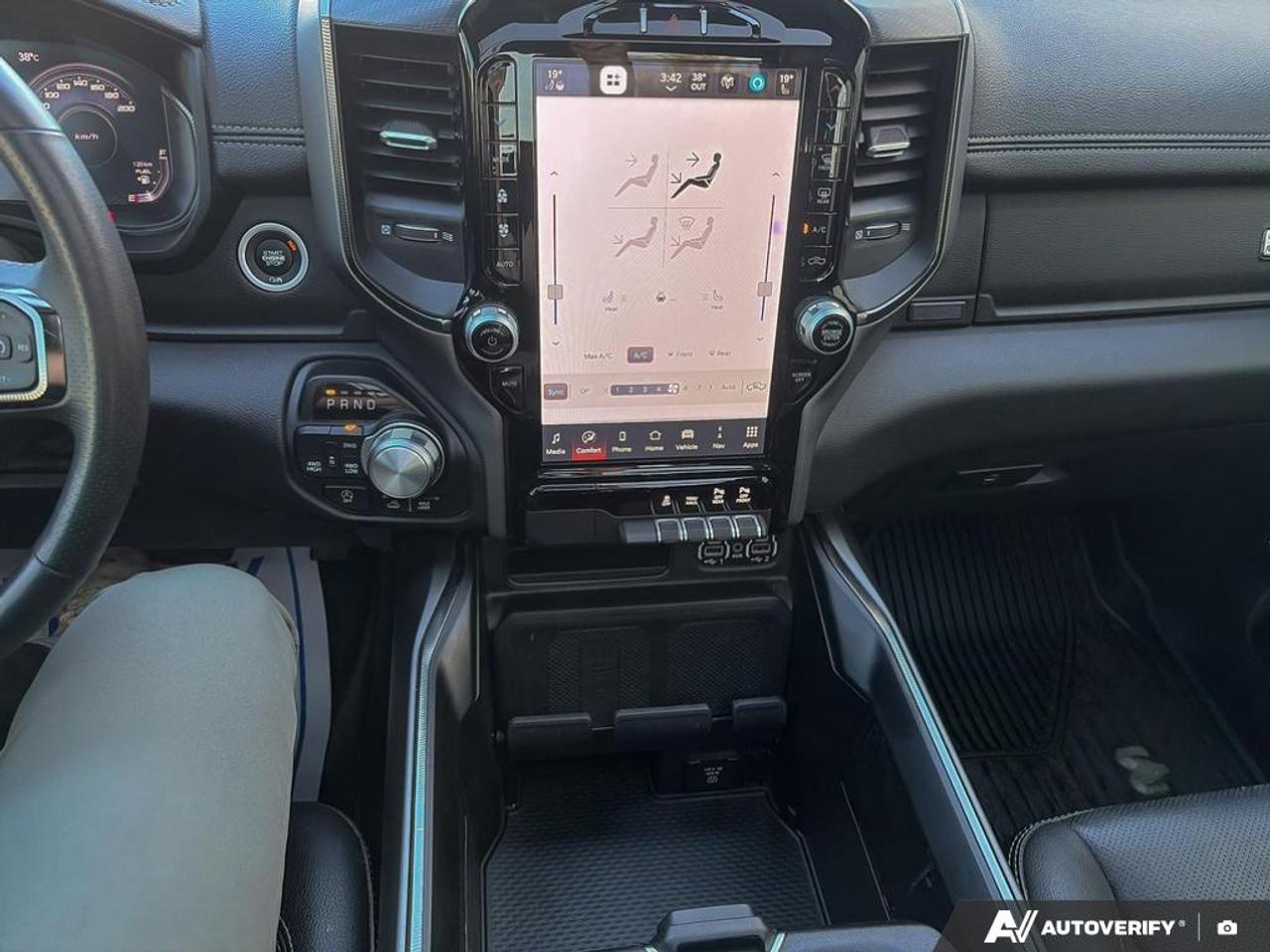 2024 RAM 1500 Rebel DUAL-PANE SUNROOF | HARMAN/KARDON PREMIUM AUDIO Photo
