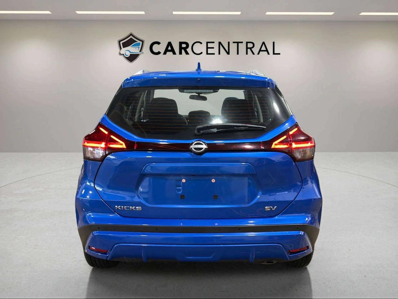 2024 Nissan Kicks SV| CLEAN CARFAX| BLIND SPOT| HTD SEATS| CARPLAY Photo3